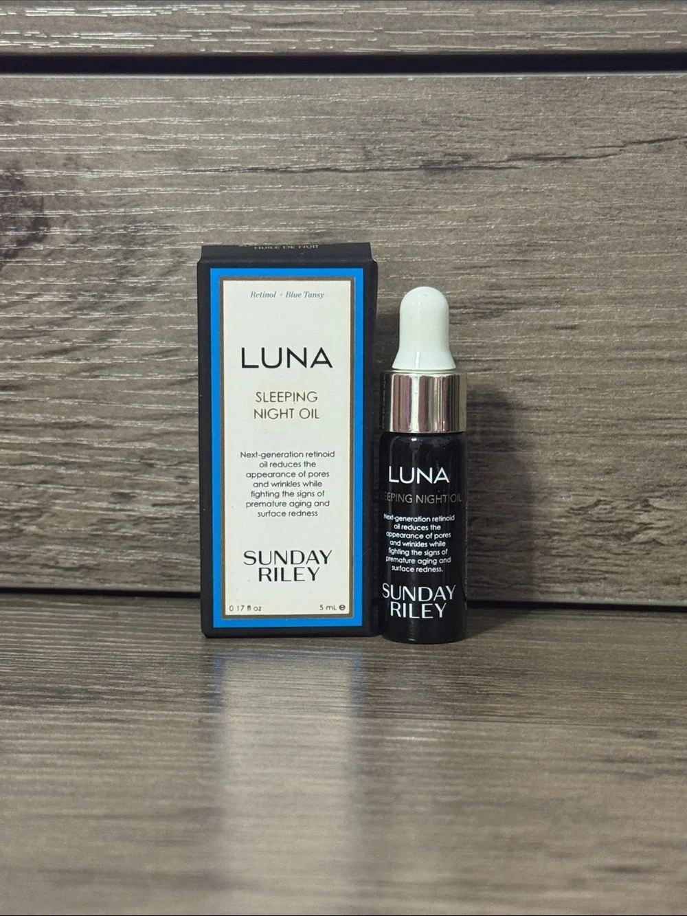 SUNDAY RILEY Luna Retinol Sleeping Night Oil ~ .17 Oz travel size. NIB